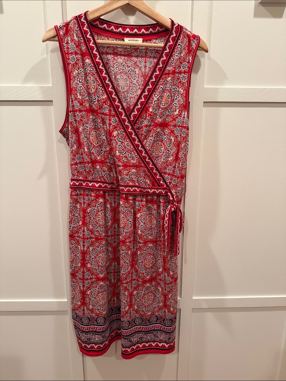 Max Studio Red Printed Sleeveless Wrap Dress with Tie
